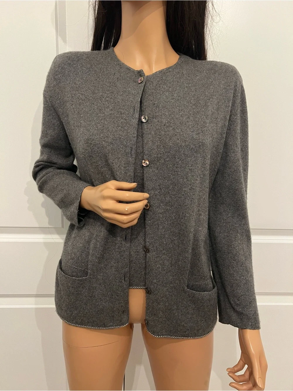 Vintage CHANEL '98A Chain Trim Cashmere Silk Gray Cardigan Sweater Twin Set Fr40